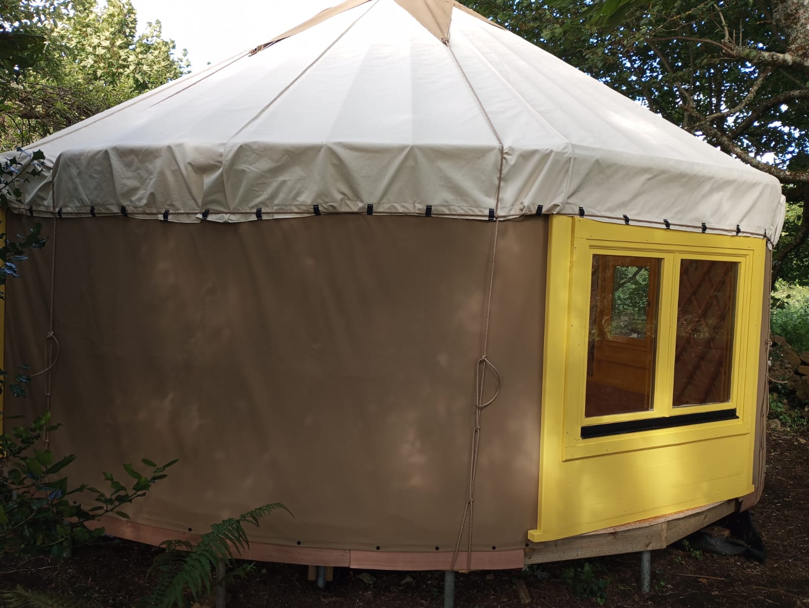 Yurt double-glazed window